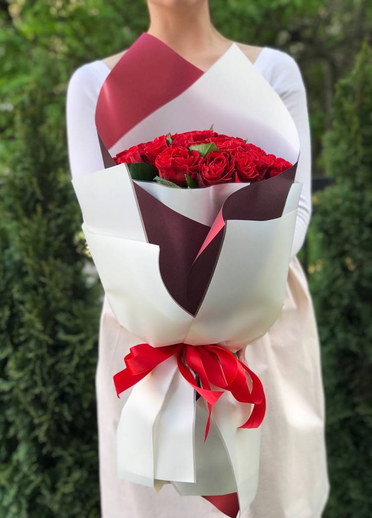 Bouquet of 25 Red Roses